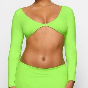 NWT SKIMS Signature Swim Long Sleeve Shrug in Neon Green